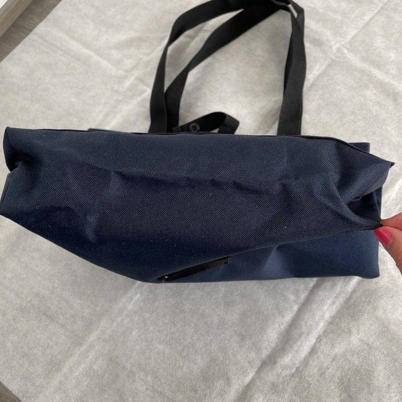 ✨SOLD✨ Muji Blue Foldable & Water Repellent Tote Bag - Picture 10 of 10
